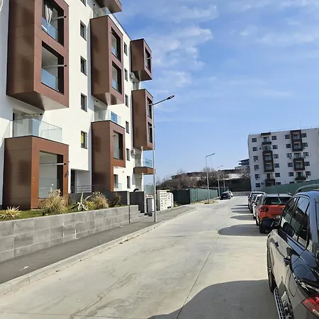 Apartment Roka 35 *